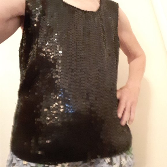 HUGE SALE Beautiful Shimmer Sequin top Sz M - Picture 7 of 9